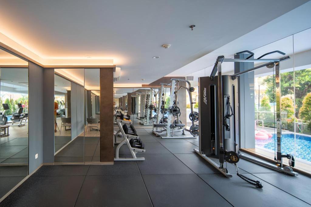 The Day Residence Jakarta Exterior photo
