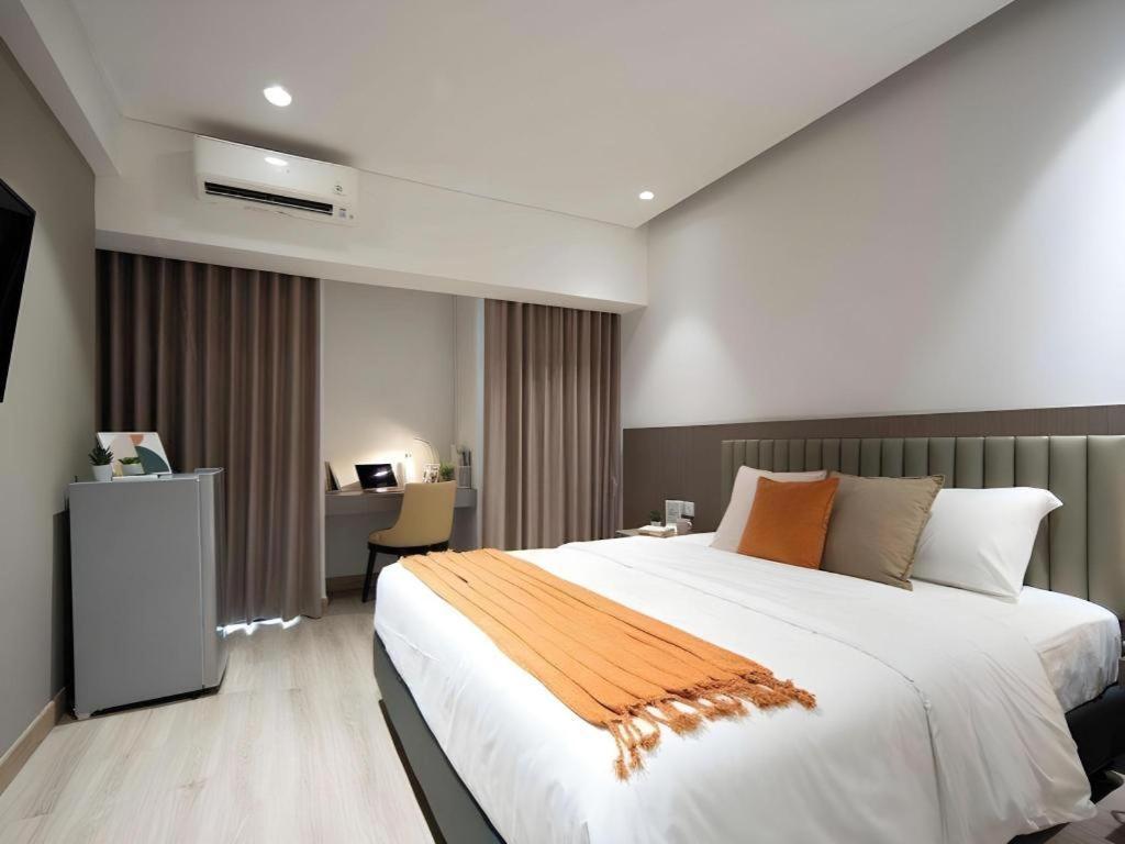 The Day Residence Jakarta Exterior photo